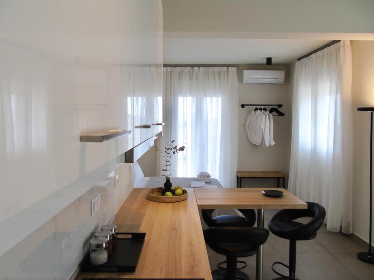 Ferienwohnung Grey Rose Kalambaka Exterior foto